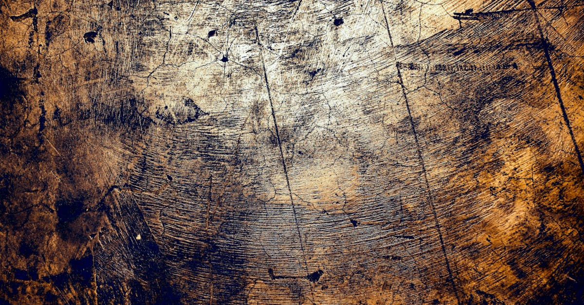 découvrez l'art du dirty talk pour pimenter vos échanges intimes et renforcer la complicité avec votre partenaire.