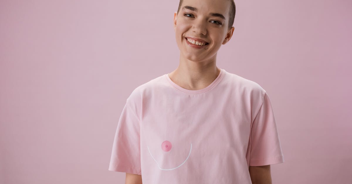 découvrez tout sur l'orgasme dû à la stimulation des tétons, ses sensations uniques et comment l'atteindre pour enrichir votre plaisir intime.