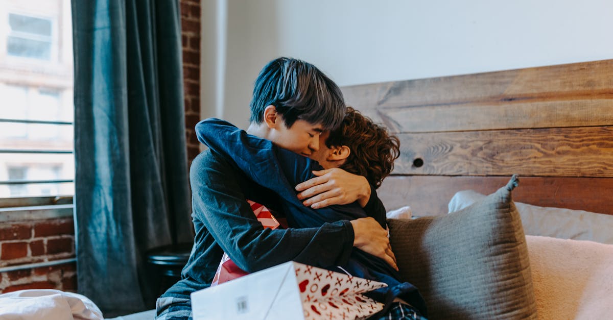 découvrez des techniques efficaces et respectueuses pour améliorer vos pratiques de sexe oral, favorisant le plaisir et la communication avec votre partenaire.