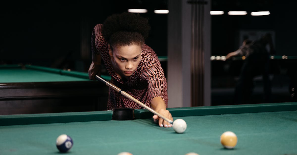 découvrez la technique d'alignement coital, une méthode pour améliorer l'intimité et le plaisir dans la relation sexuelle grâce à des positions favorisant une meilleure connexion physique et émotionnelle.